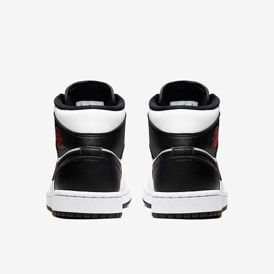 jordan 1 reverse black toe