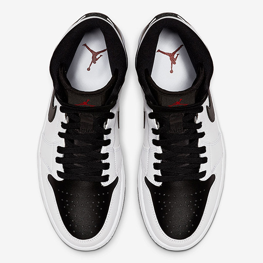Air Jordan 1 Mid “Reverse Black Toe” 