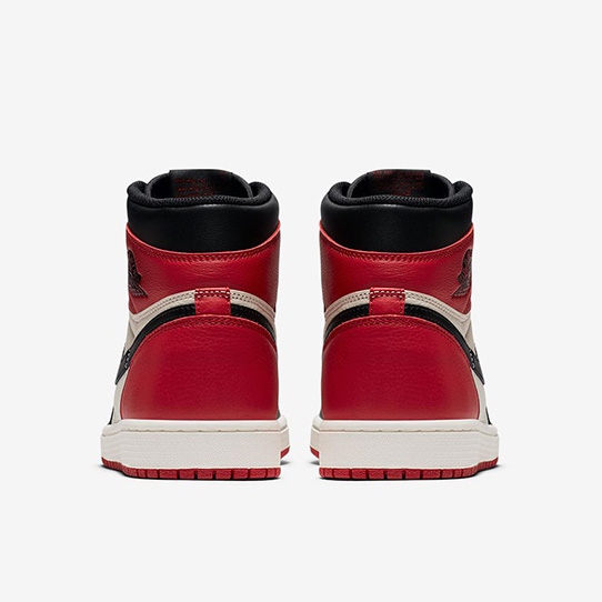 Air Jordan 1 Retro High OG “Bred Toe”