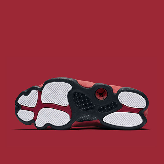 Air Jordan 13 Retro “Bred”